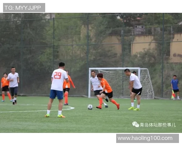 足球明星的精彩瞬间绘本展现孩子们的梦想与激情